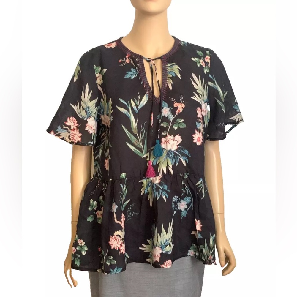 NWT Johnny Was Workshop Top Short Sleeve Floral Blouse Embroidered Trim Size-M